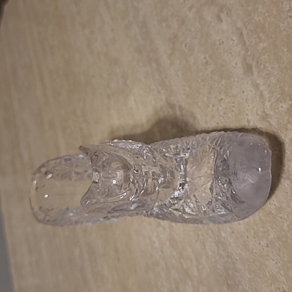 Glass Slipper/Shoe Clear - Picture 2 of 6